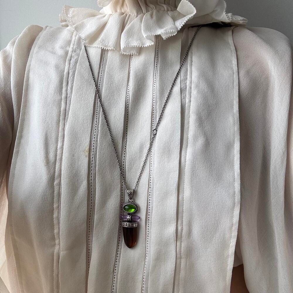 Signed jewelmint art deco style pendant necklace